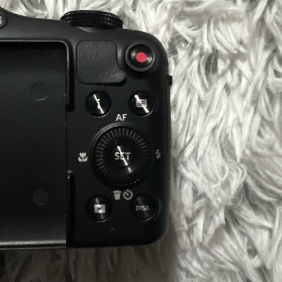 Minolta Camera - Picture 11 of 14